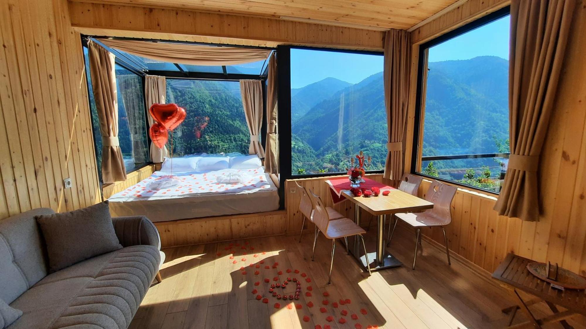 Unique Boutique Hotel Near Batumi Zeda Chkhutuneti Luaran gambar